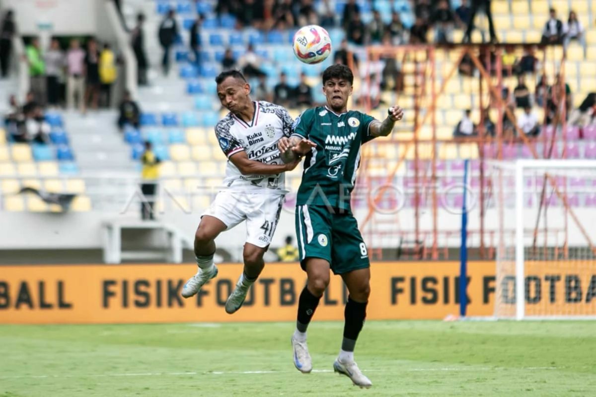 PSS incar kemenangan saat melawat ke kandang Arema FC