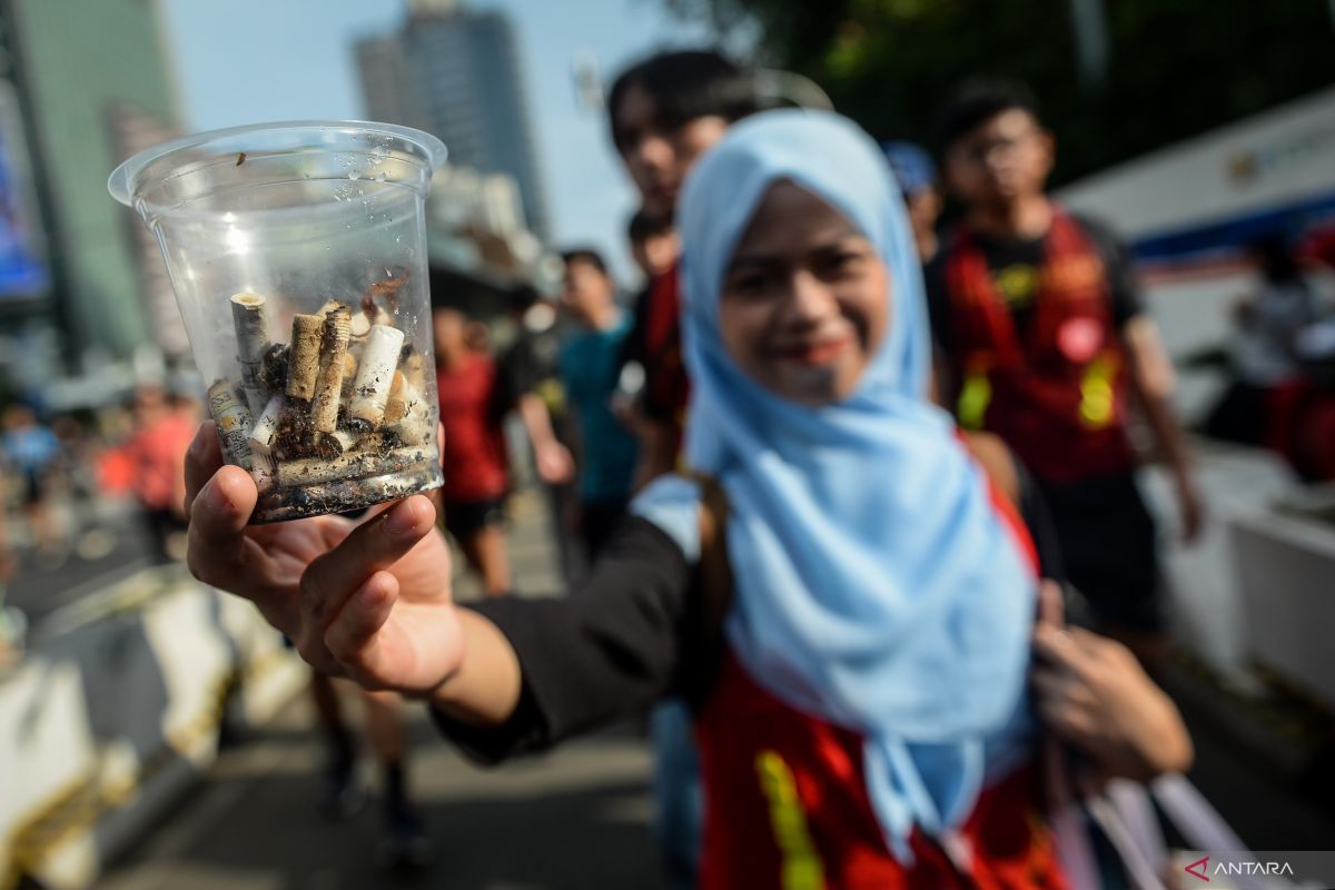 Dokter ingatkan perokok aktif rentan alami masalah pada gigi