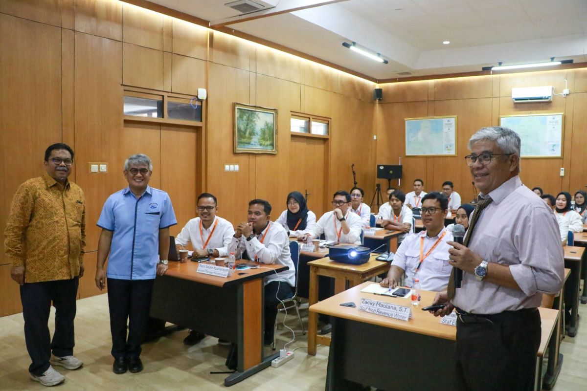 Perumdam Serang beri pelatihan dan sertifikasi manajemen air minum
