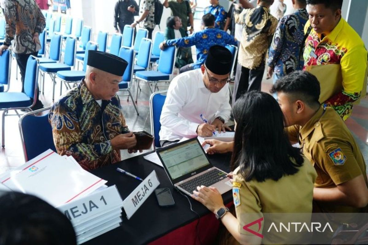 Bupati dan Wakil Bupati Kotabaru terpilih MCU di Kemendagri