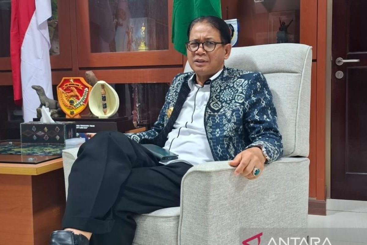 Pj Gubernur NTT sebut CR7 baru tiba di Kupang pada 19 Februari