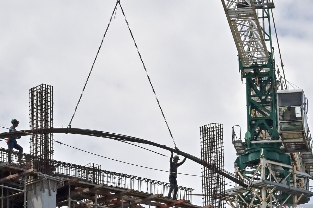 Indonesia targets 5.4 pct growth in 2026 through investment, exports