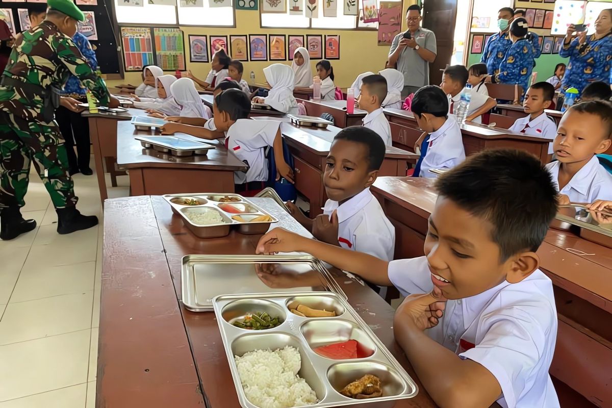 Pemkab Sorong implementasikan Program MBG di 10 sekolah