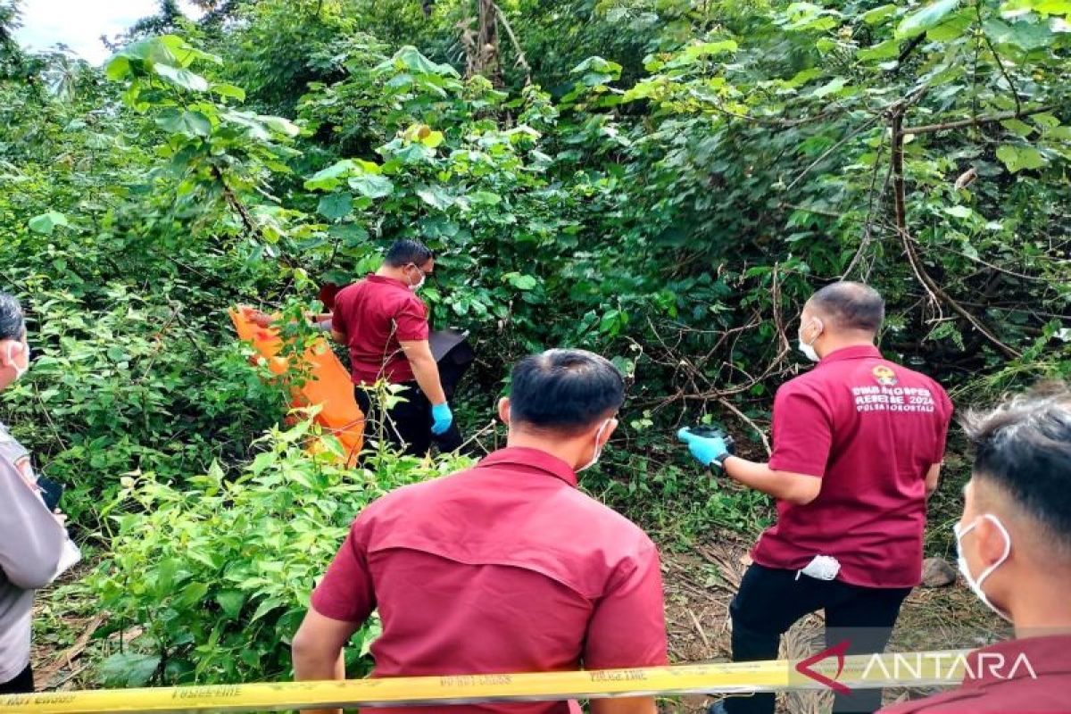 Keluarga korban pembunuhan di Gorontalo Utara desak penetapan tersangka