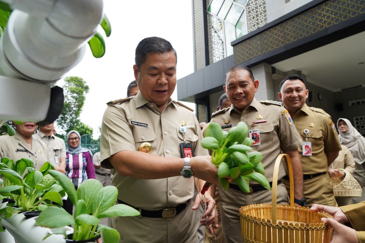 Jakpus kembali aktifkan bank sampah di seluruh RW