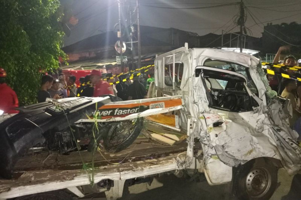 Seorang pria tewas tertabrak kereta di Stasiun Pondok Jati