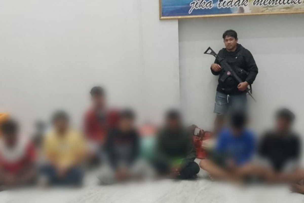 Polres Mabar menangkap belasan nelayan tangkap ikan secara ilegal