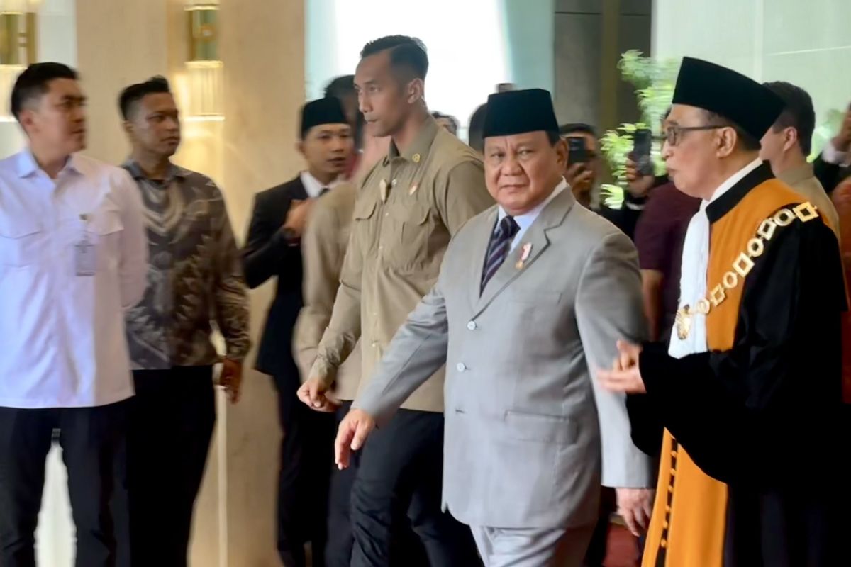 Prabowo calls for impartial justice, improved integrity among judges