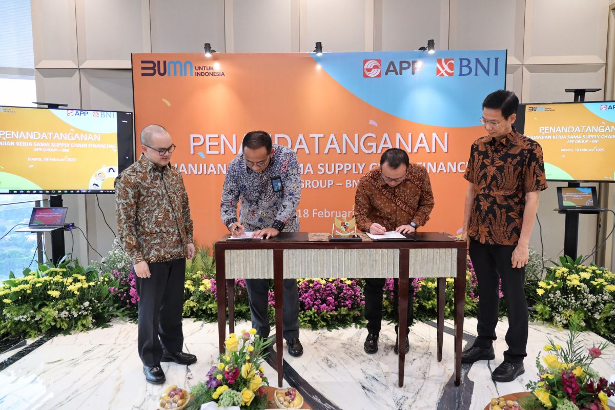 BNI salurkan pembiayaan rantai pasok kepada APP Group
