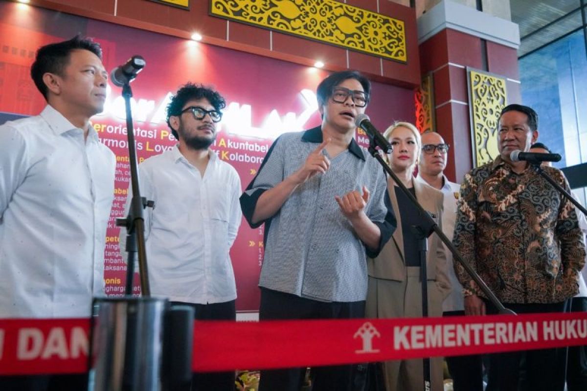 Rencana revisi UU hak cipta, Agnez Mo hingga Ariel Noah beri masukan kepada Menteri Hukum