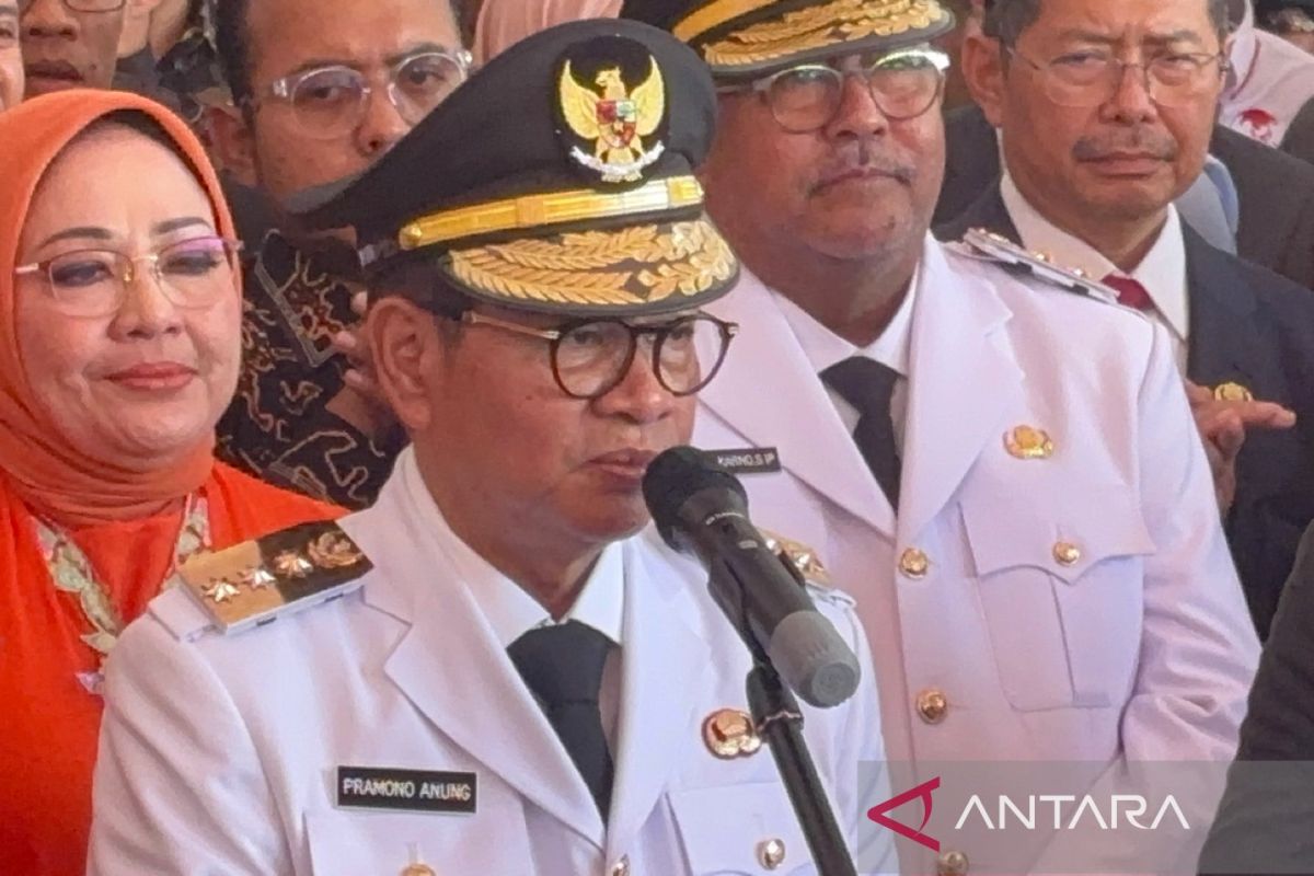 Pramono Anung tak tahu alasan Jokowi absen di acara Balai Kota