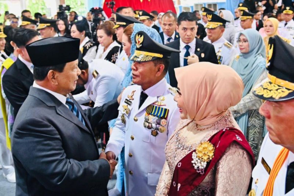 Presiden Melantik Zainal-Ingkong Ala Jadi Gubernur dan Wakil Gubernur Kaltara