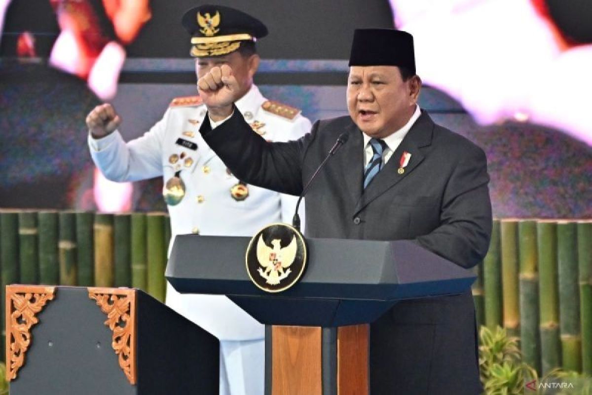 Presiden Prabowo Subianto sebut pelantikan 961 kepala daerah momentum bersejarah