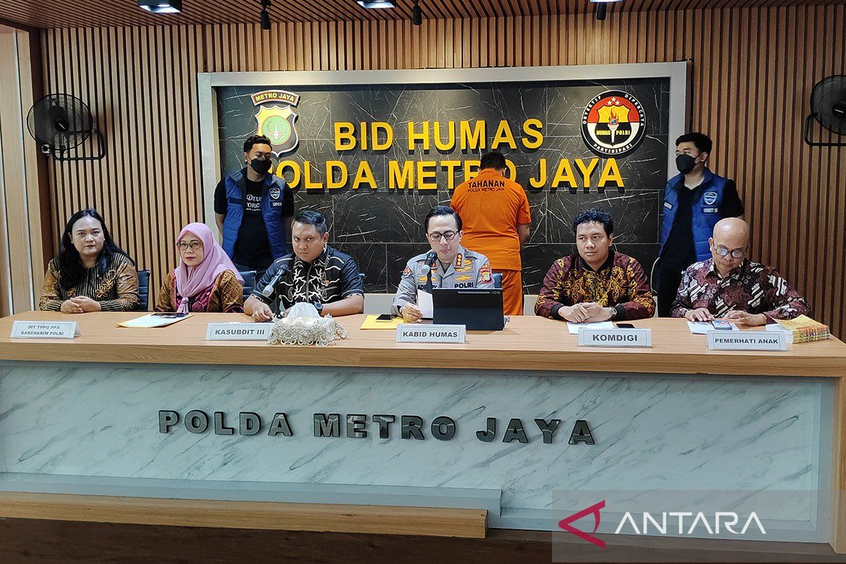 Polda Metro Jaya ungkap kasus penyebaran 13.336 konten video porno