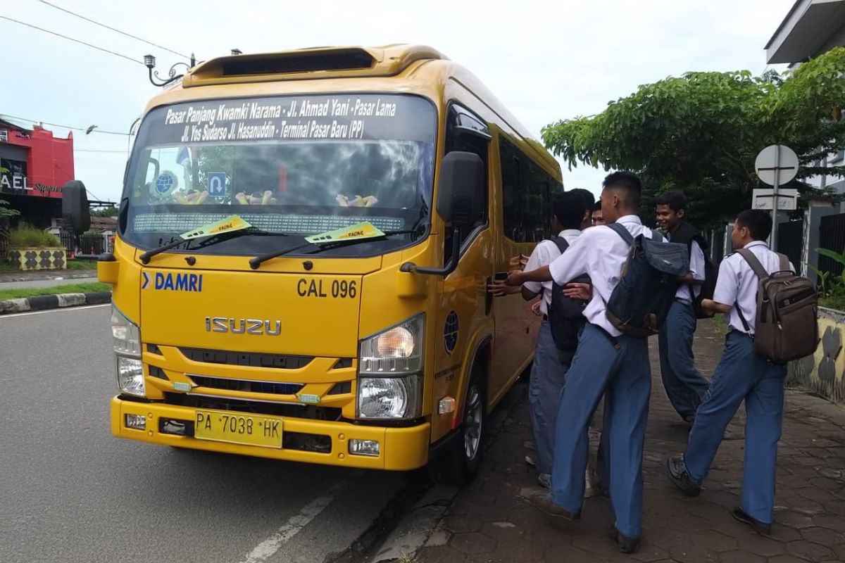 Berperan Aktif di 3TP, DAMRI Layani Angkutan Gratis di Mimika Sepanjang Tahun 2025