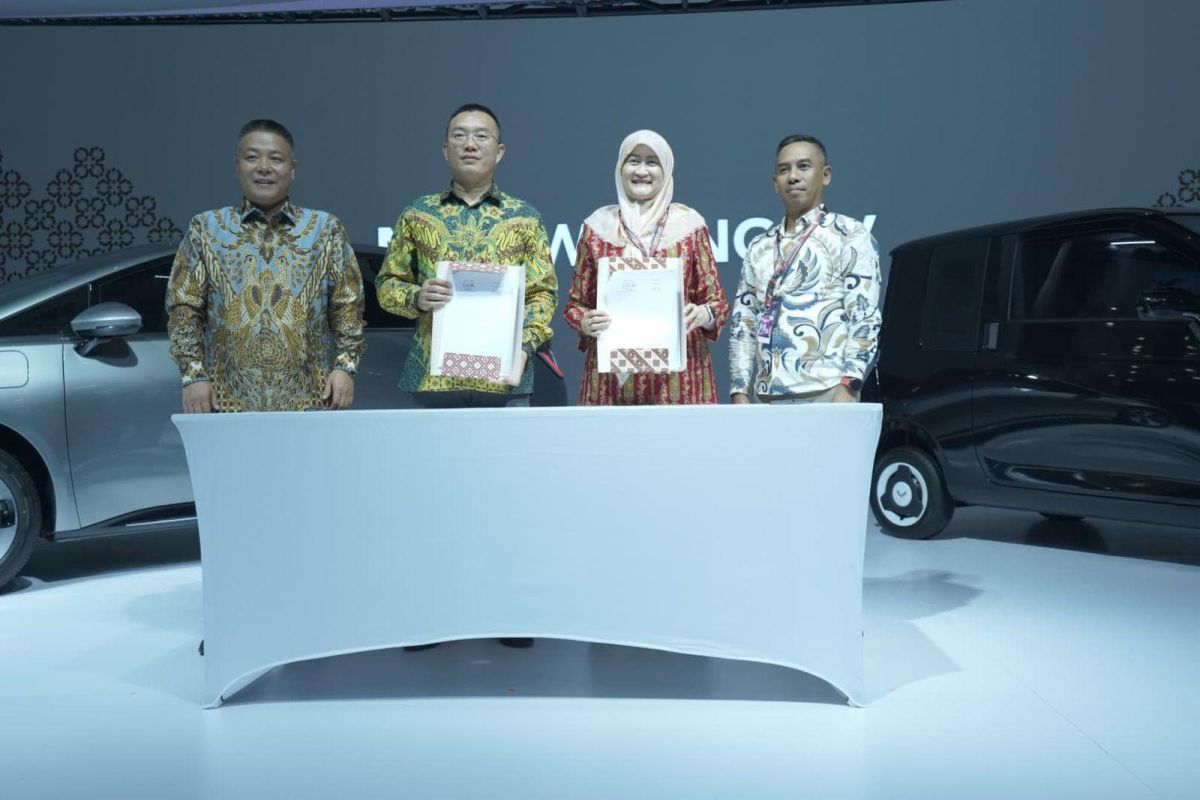 PLN dan Wuling siapkan layanan home charging praktis dan cepat
