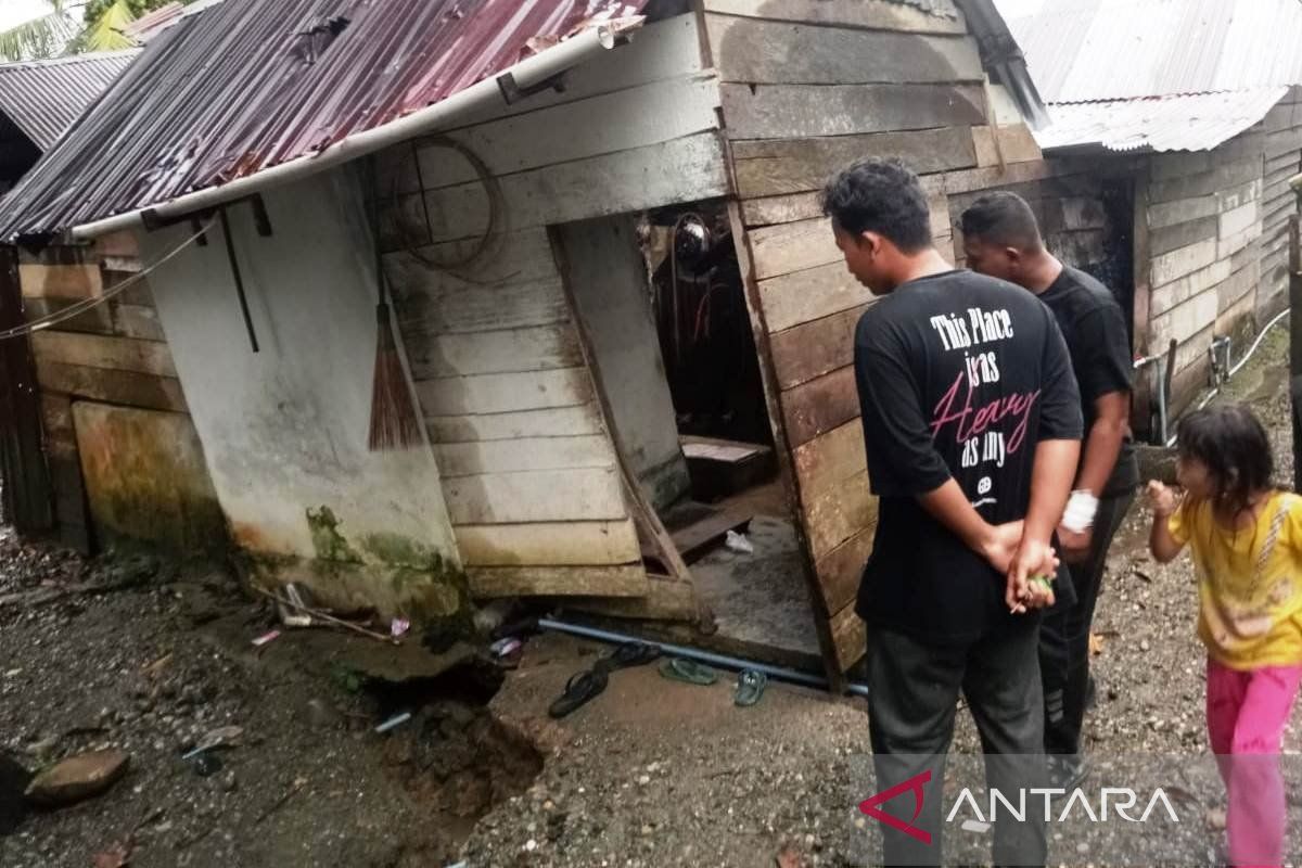 Delapan rumah di Aceh Barat rusak akibat erosi