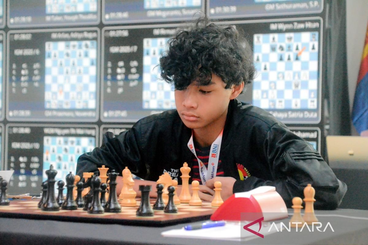 Satria Duta Cahaya kian dekat raih gelar IM di Indonesia GM Tournament