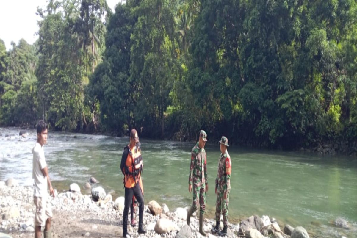 Tim SAR gabungan lanjutkan cari korban terseret banjir di Kabupaten Buol