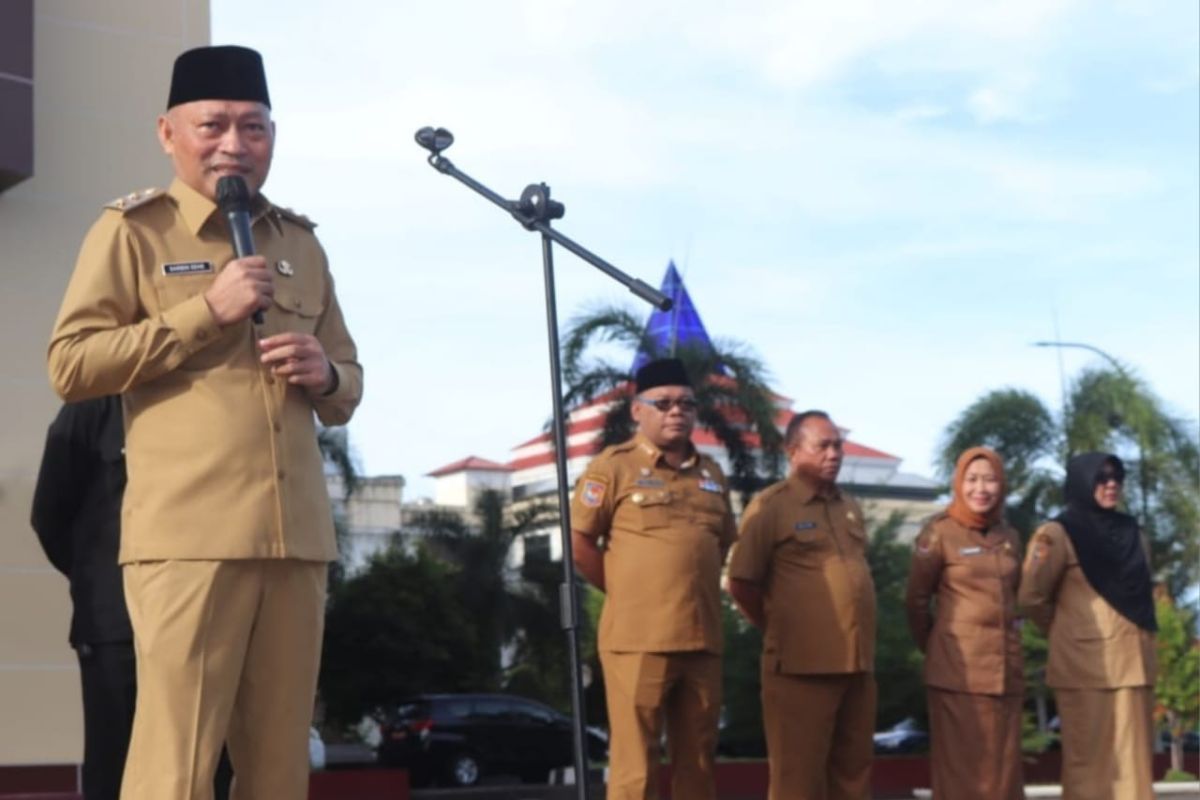 Wagub Maluku Utara minta ASN lebih optimal  melayani masyarakat