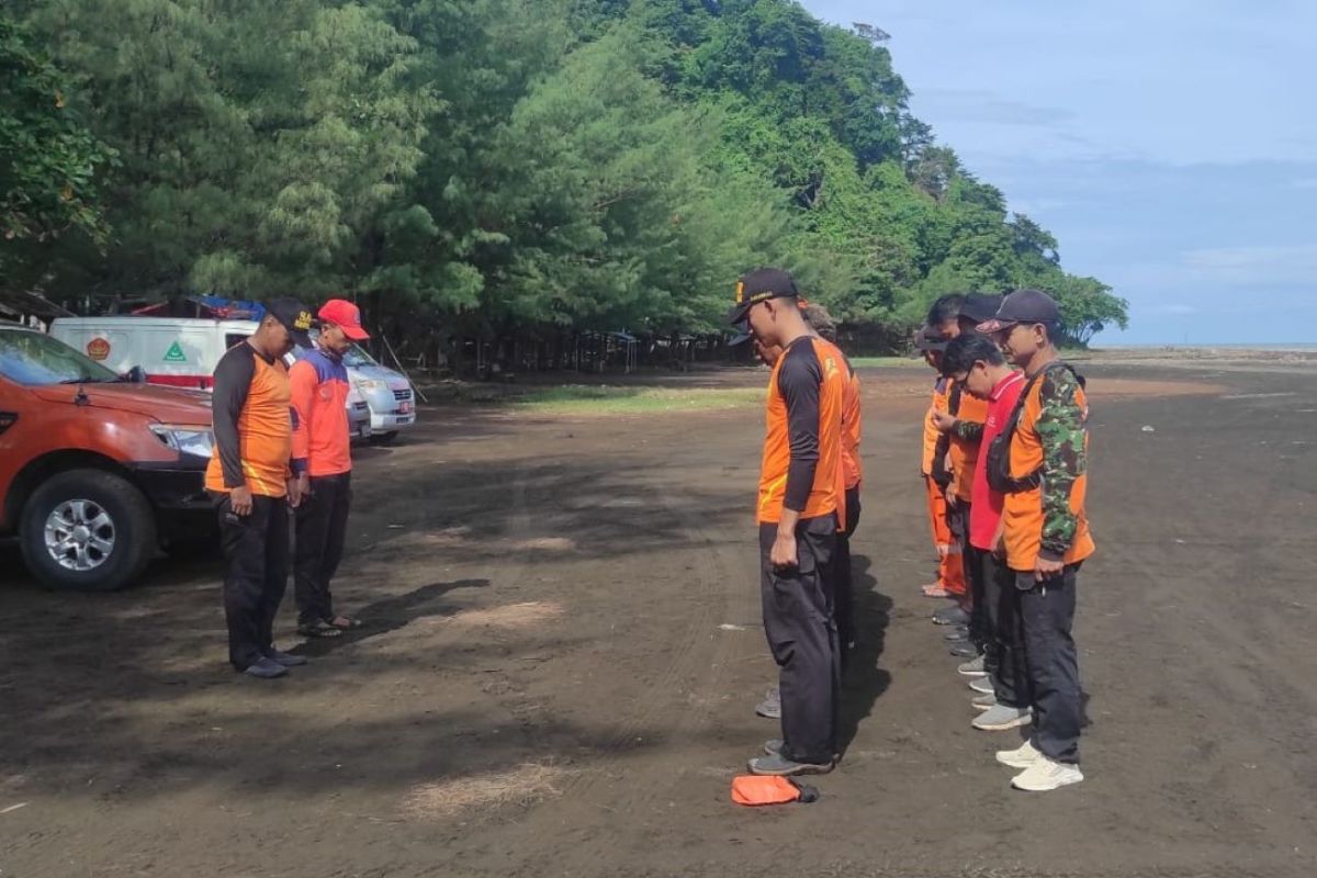 BPBD Jepara bersama tim gabungan hentikan pencarian nelayan hilang