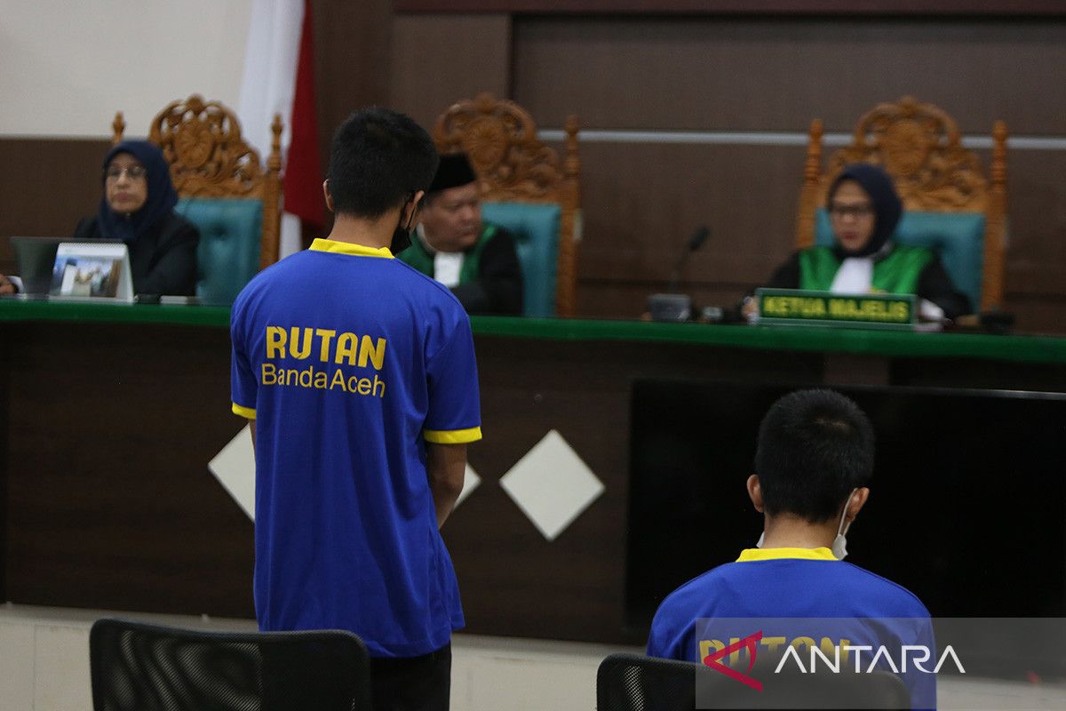 FOTO - Sidang putusan terdakwa gay pelanggaran syariat Islam