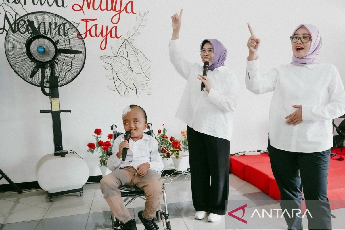 Fatma Gus Ipul sebut pentingnya masyarakat pelajari bahasa isyarat