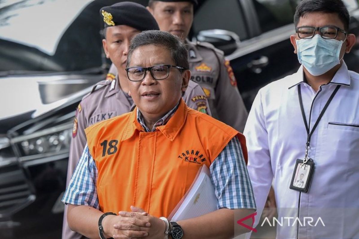 Hasto Kristiyanto hadapi sidang perdana kasus penyidikan Harun Masiku