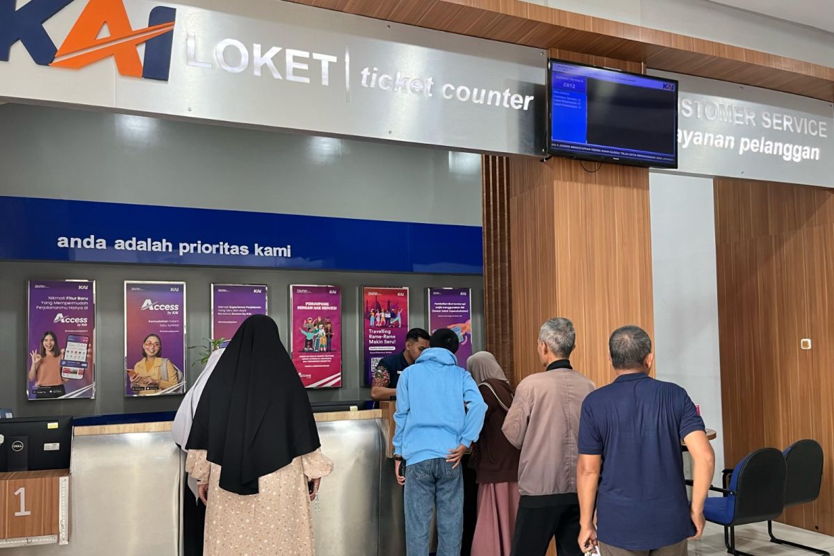 Sebanyak 74.452 tiket KA Angkutan Lebaran 2025 di Daop Jember terjual