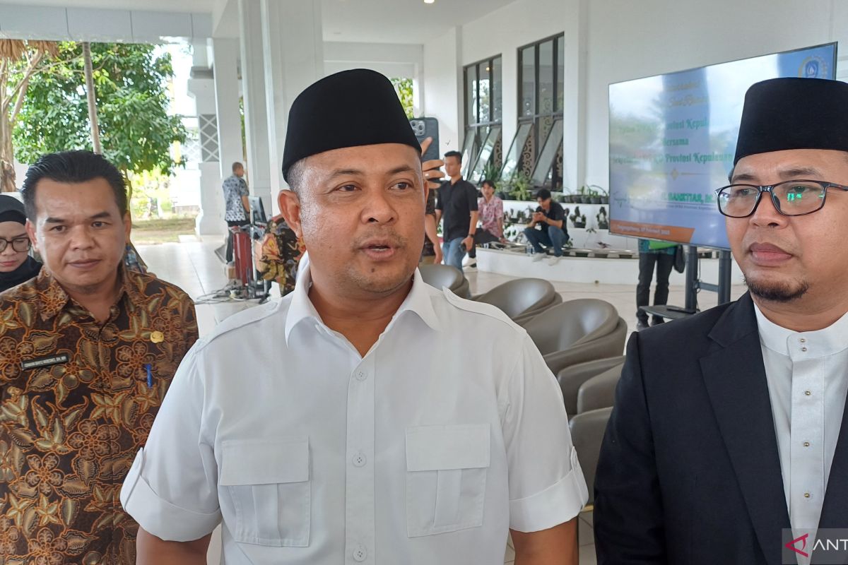 Iman Sutiawan bagikan 363 paket bantuan sembako Ramadhan