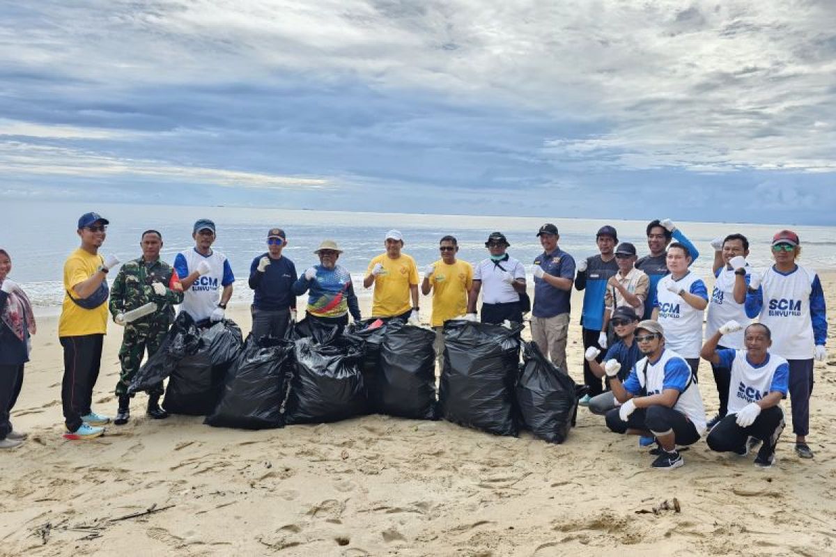 PT Pertamina EP Bunyu Field Gelar Aksi Bersih-Bersih Pantai dari Sampah Plastik