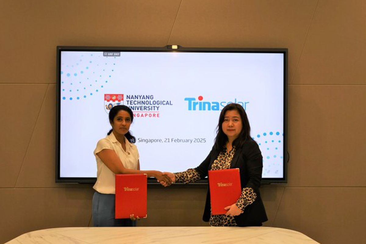 NTU Singapore and Trinasolar to advance AI-powered smart energy storage solutions