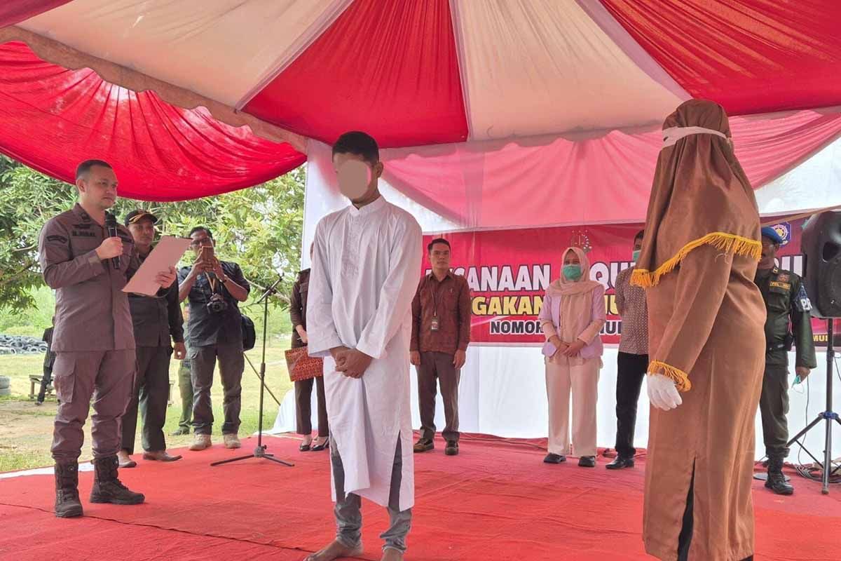 Kejari Aceh Timur eksekusi hukuman cambuk dua terpidana judi