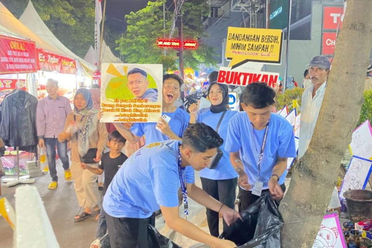 Pejuang sampah di tengah Pasar Dandangan Kudus