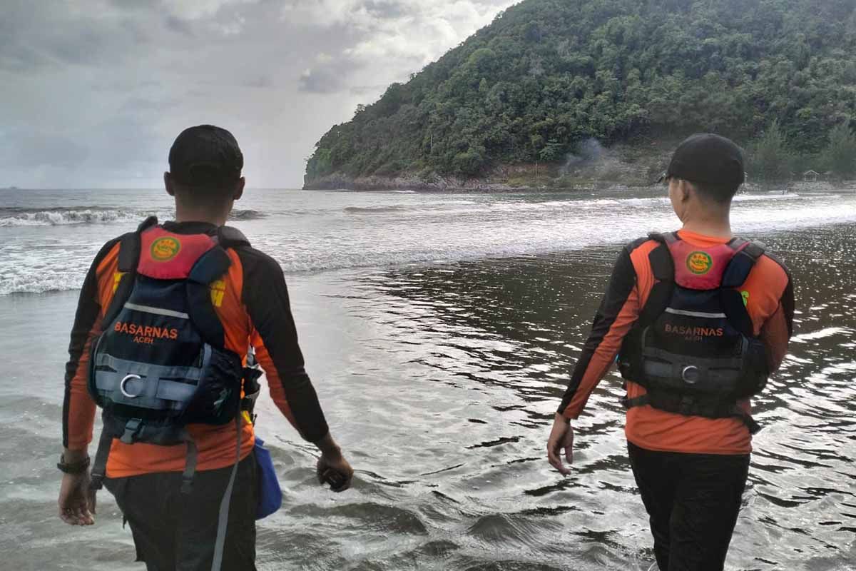 Basarnas cari remaja tenggelam di laut Aceh Besar