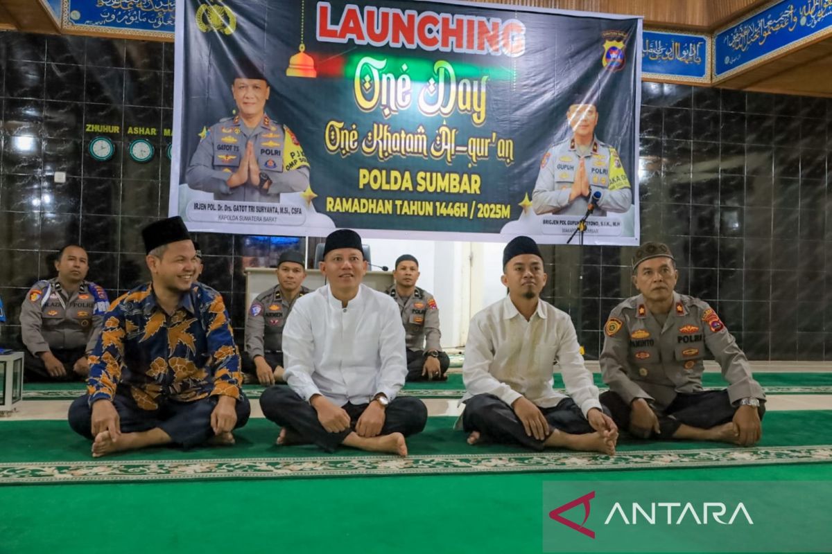 Polres Pasaman gelar 'One Day One Khatam' Al-Quran sambut Ramadhan