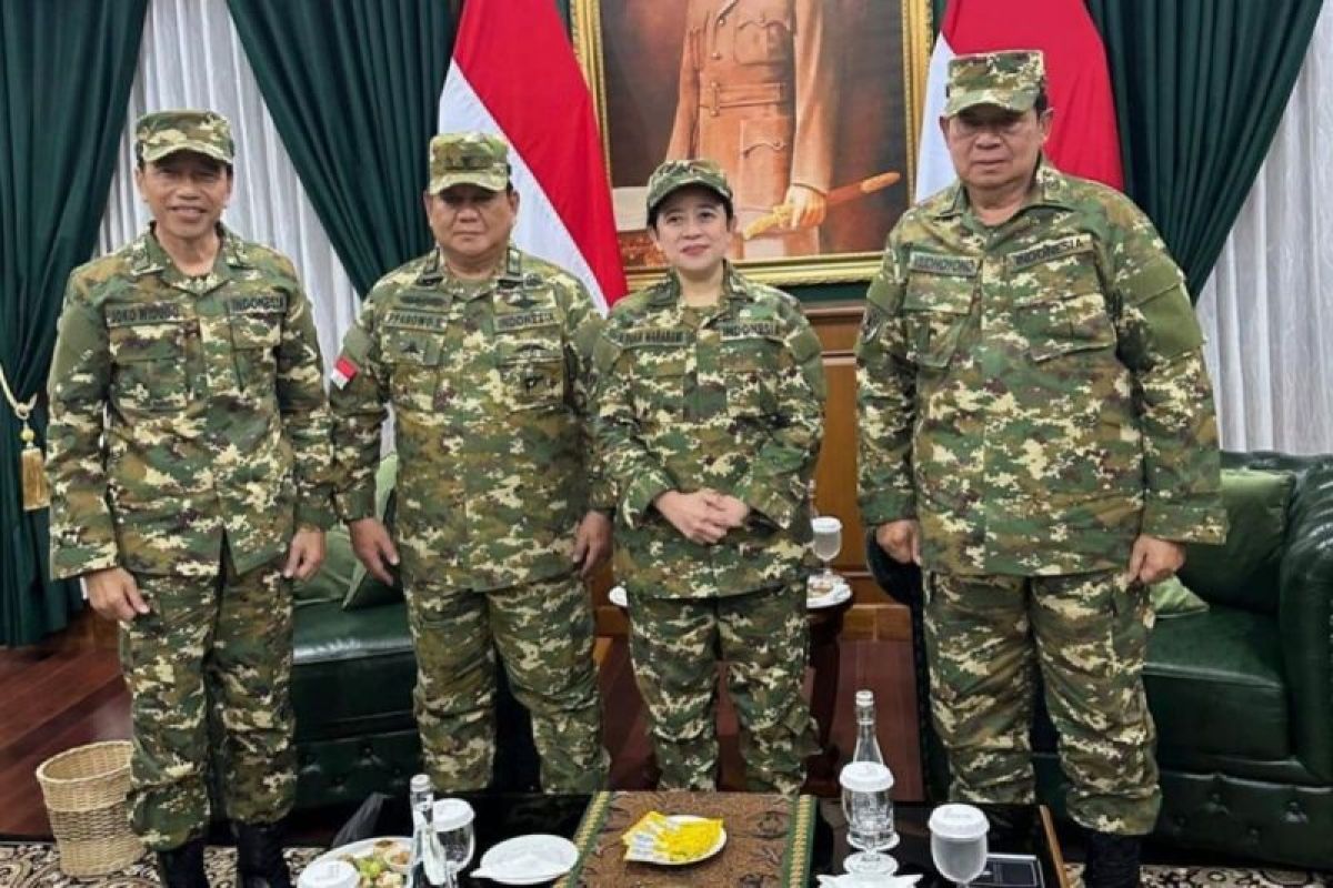 Puan hadiri parade senja retret kepala daerah bersama Presiden Prabowo, SBY dan Jokowi