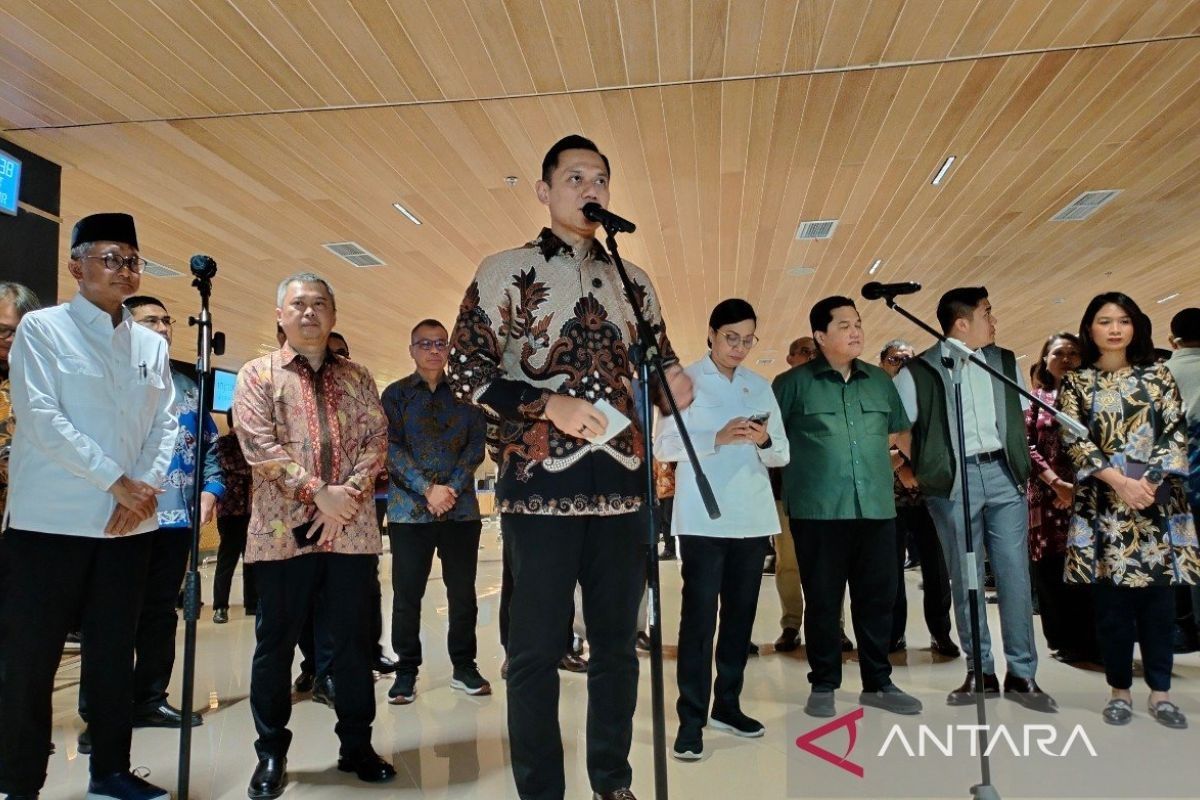 Menko AHY: Penurunan harga tiket pesawat mudik Lebaran resmi diberlakukan