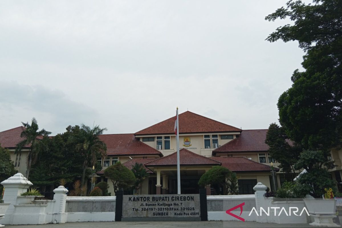 Pemkab Cirebon percepat merger dua BPR daerah