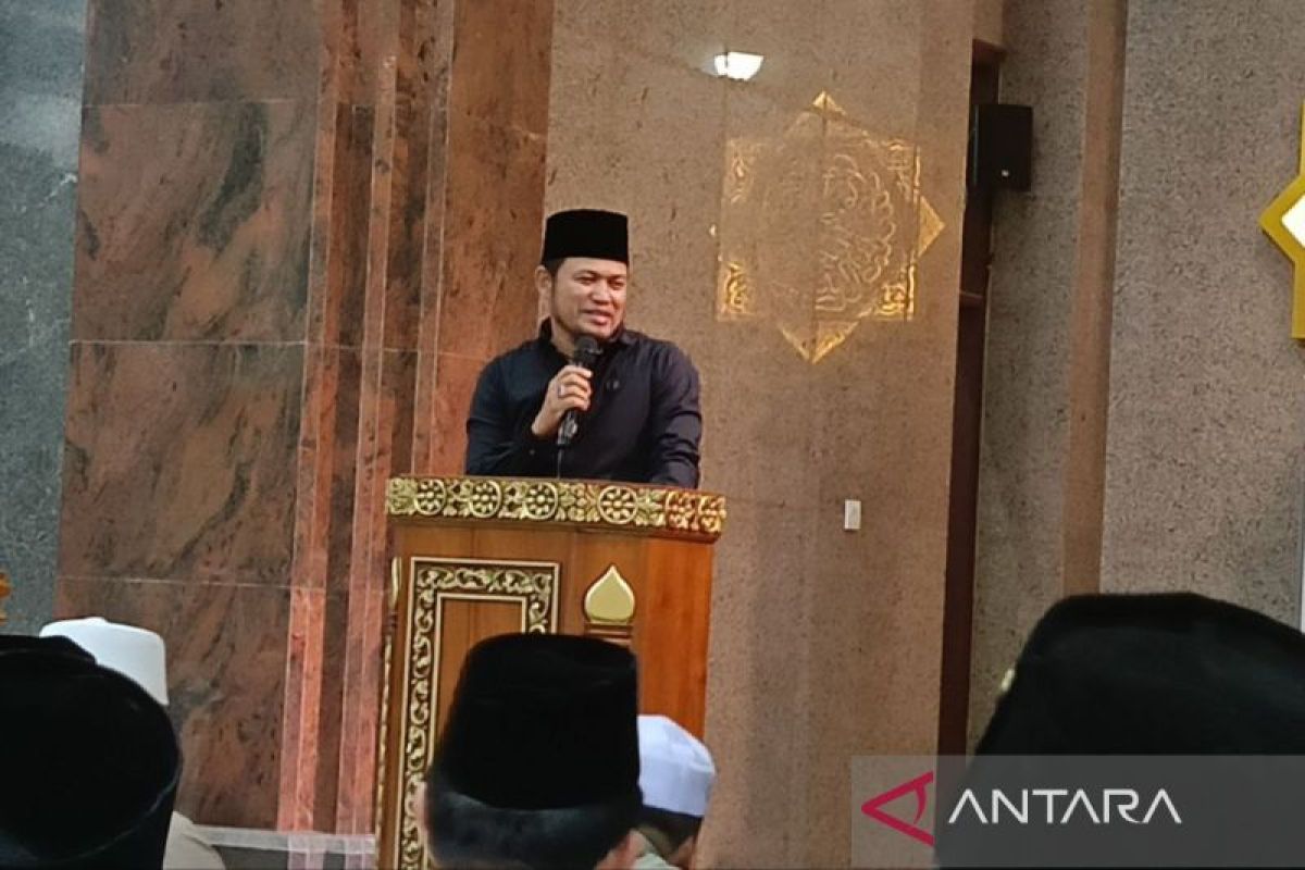 Gubernur Kaltim  tekankan sertifikasi pengurus masjid permudah insentif