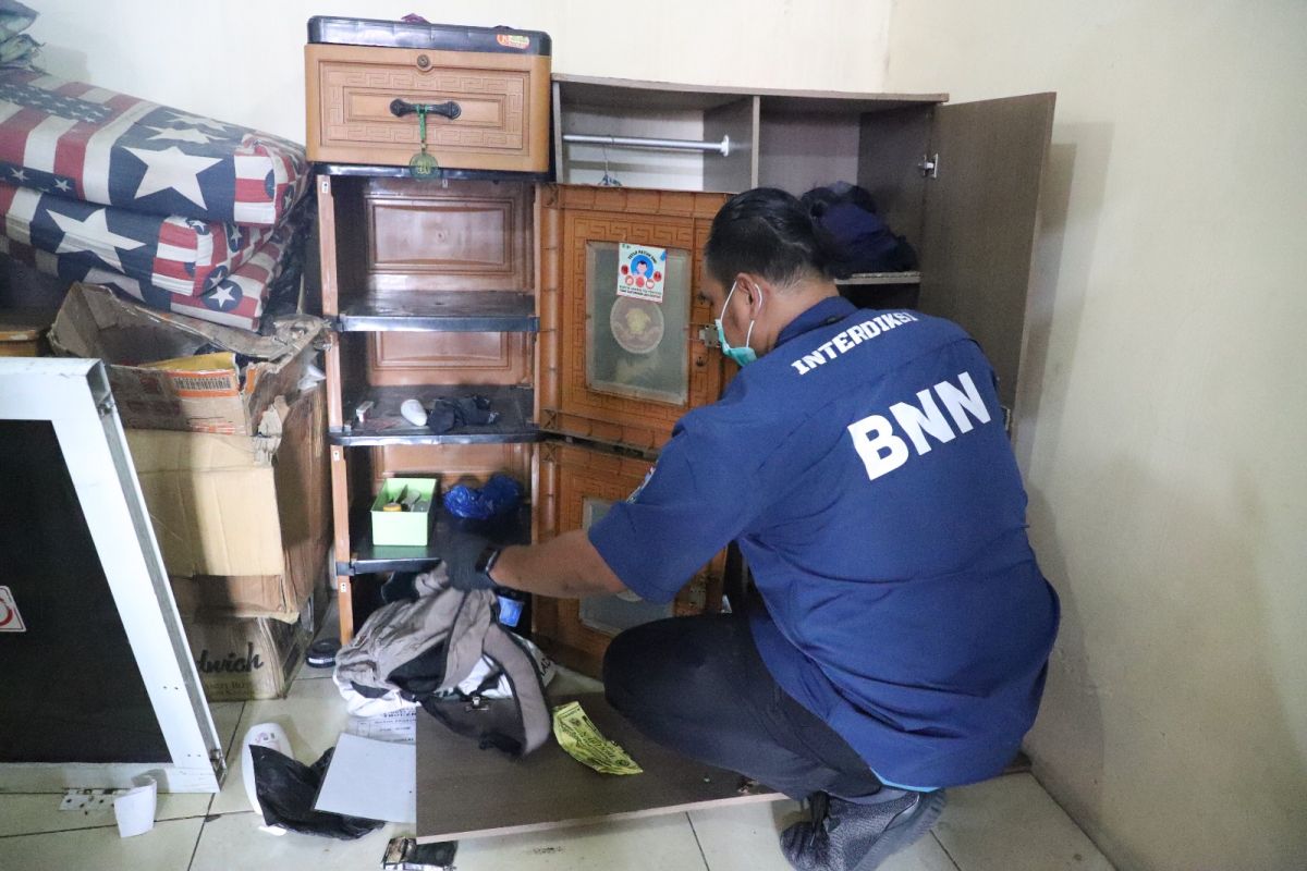 BNN Kota Tangerang bongkar peredaran narkoba modus tempat pengobatan