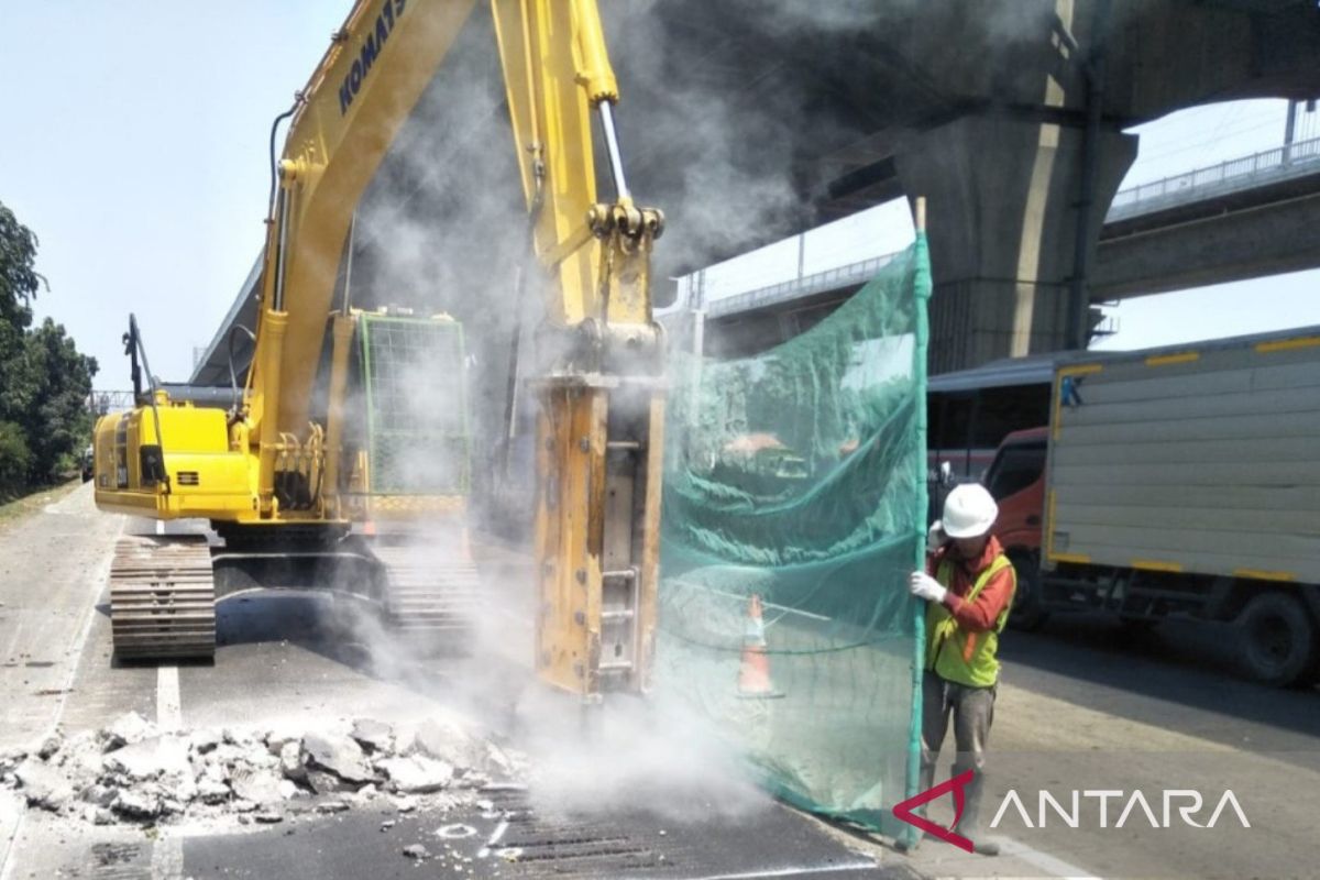 Jasamarga merekonstruksi tiga titik Tol Jakarta-Cikampek arah Jakarta