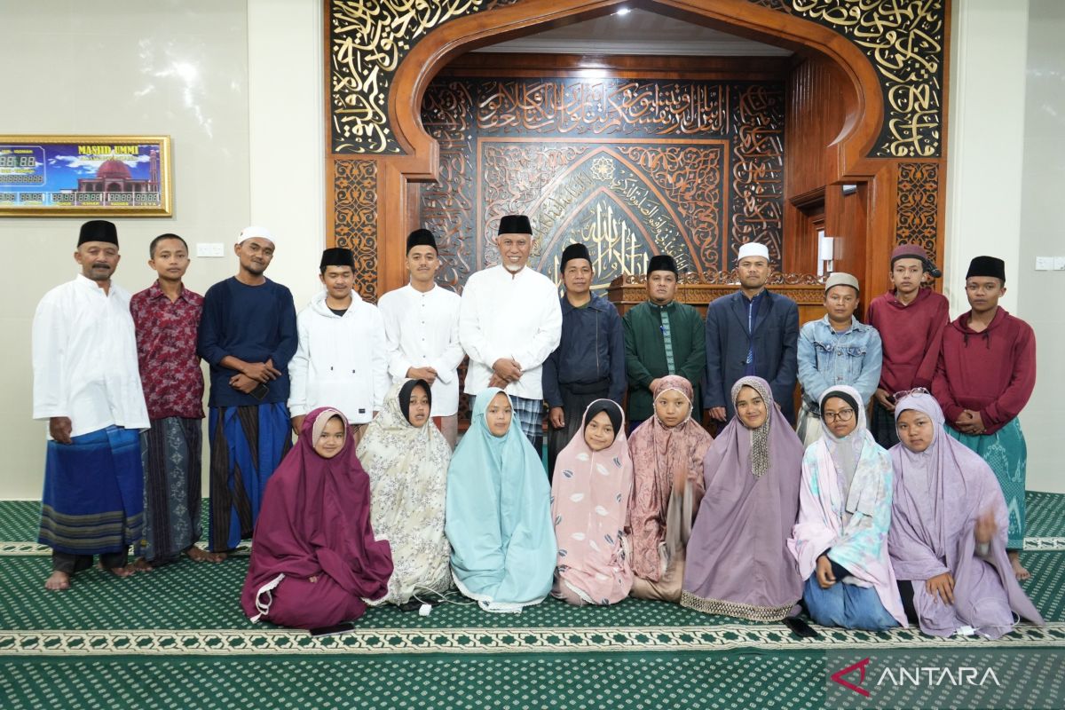 Gubernur Mahyeldi Ajak Generasi Muda Tingkatkan Peran dalam Memakmurkan Masjid