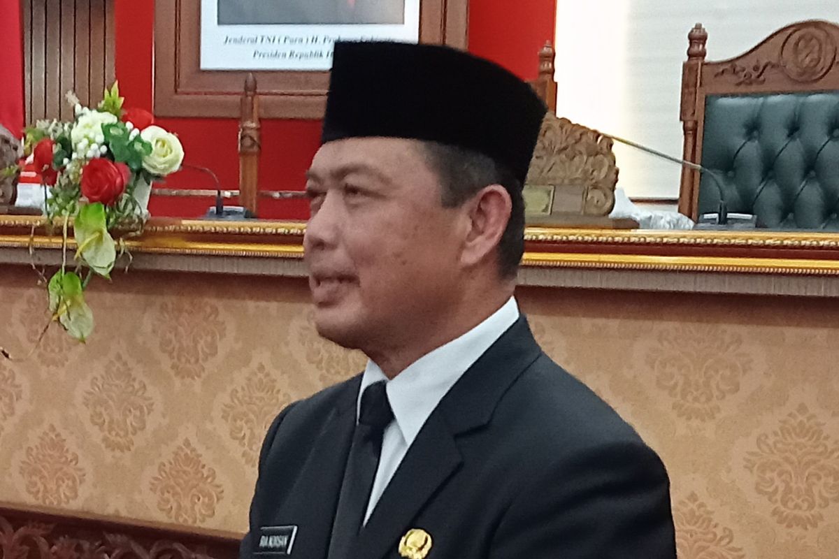 Gubernur Norsan fokus normalisasi Sungai di hari pertama kerja