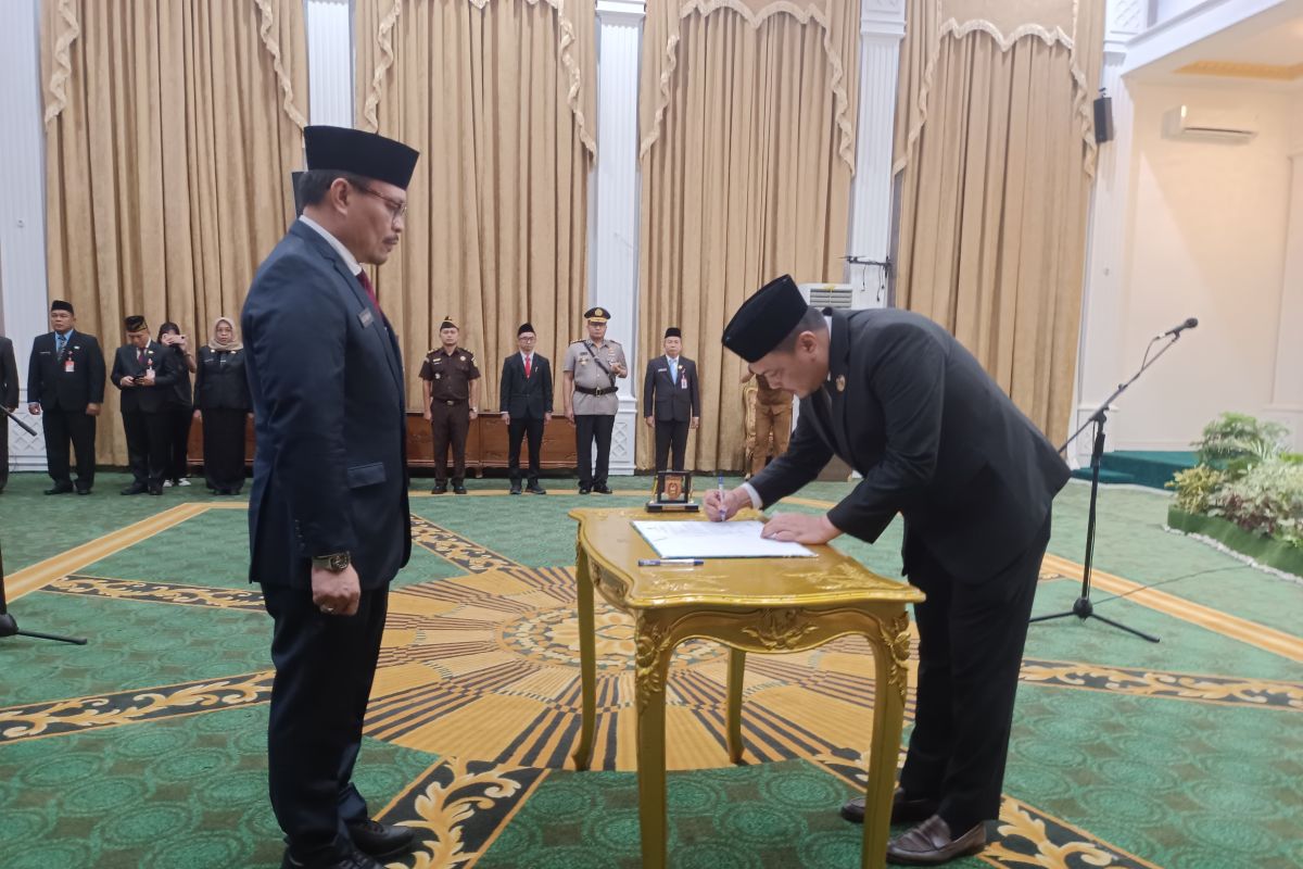 Wali Kota Aditya lantik Penjabat Sekda Banjarbaru