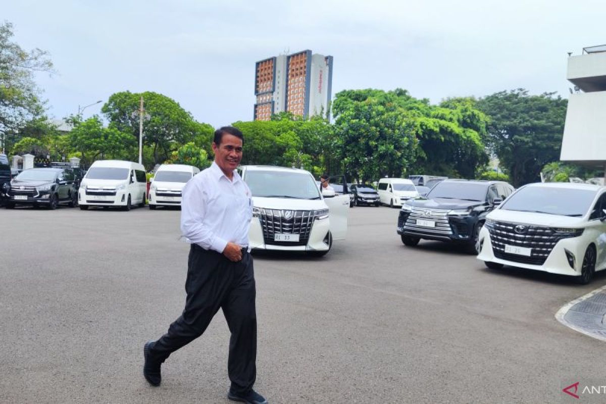 Presiden Prabowo panggil menteri bahas harga pangan saat Ramadhan