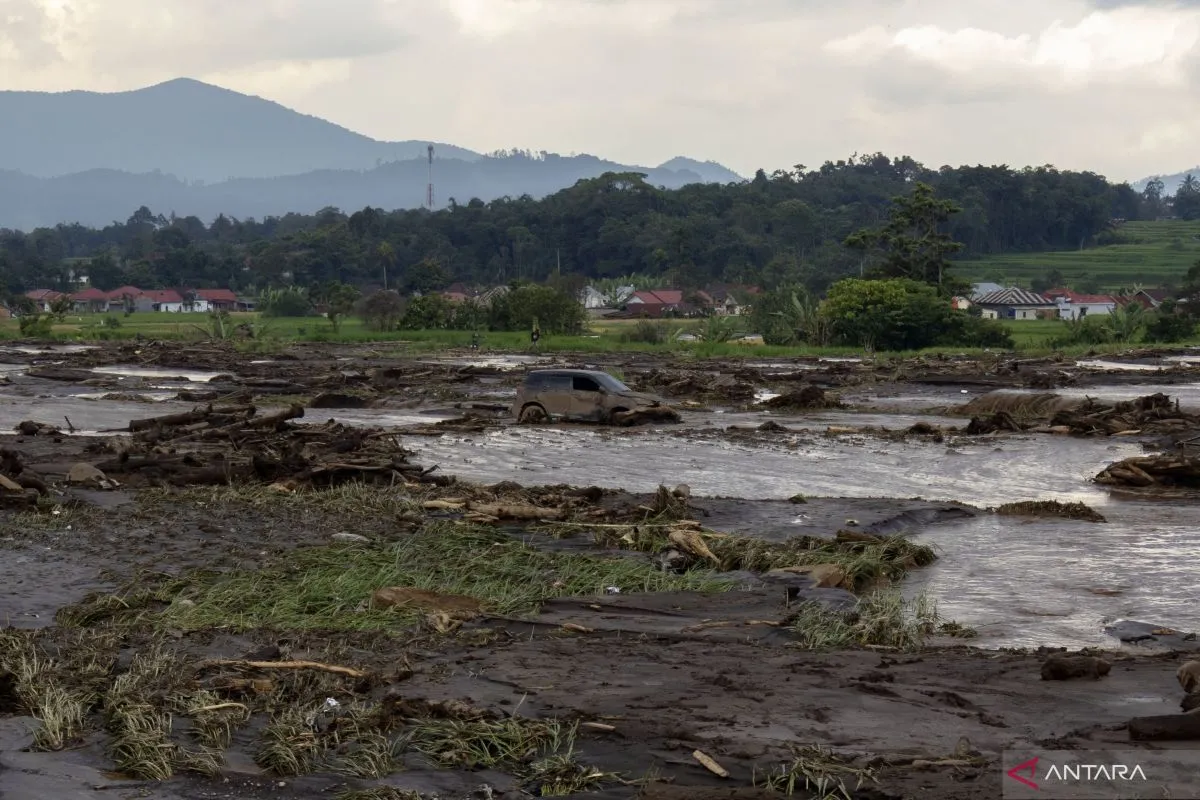 Warga di sekitar Gunung Marapi diminta tingkatkan kewaspadaan