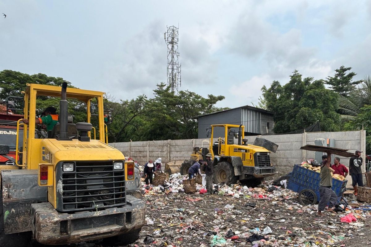Menteri LH: Ada tahapan sebelum tutup total TPA sampah "open dumping"