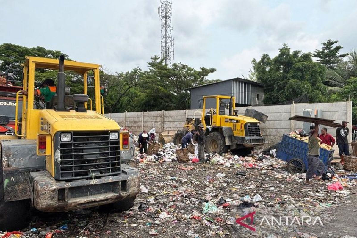 Menteri LH: Ada tahapan sebelum tutup total TPA sampah "open dumping"
