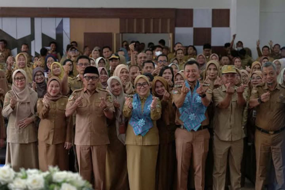 Bupati Mamuju minta pelayanan publik ditingkatkan meski efisiensi anggaran